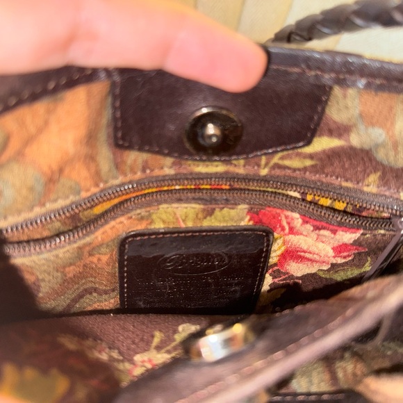 Vintage Brighton Crossbody - Picture 6 of 8